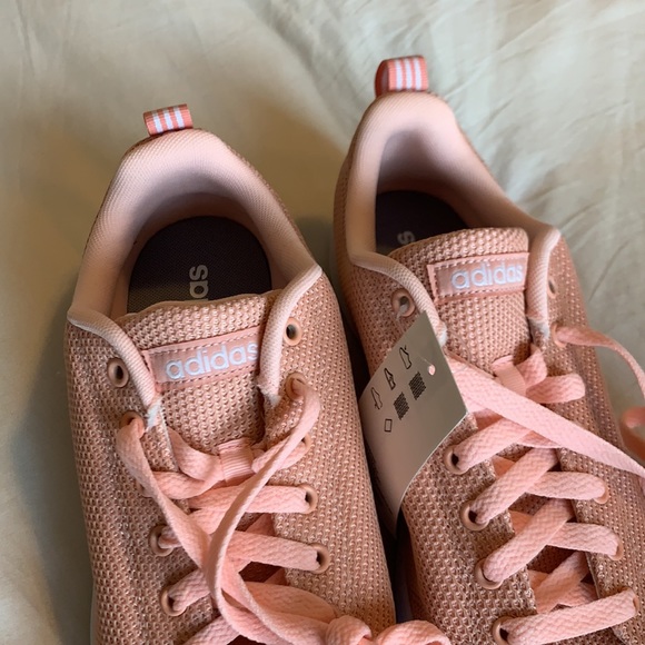 adidas women’s basketball advantage tennis clean - Picture 7 of 8